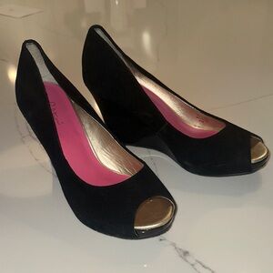 Lilly Pulitzer Black Peep-Toe Wedges